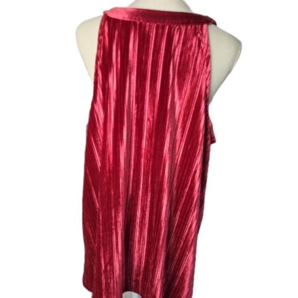 TORRID Red Halter Goddess Tank size 2x - Picture 4 of 7